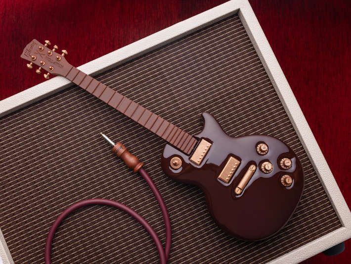 Bûche de Noël guitare de l'Hôtel Kimpton