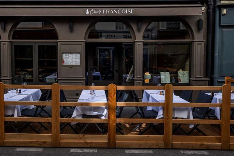 Chez Françoise restaurant aux Invalides, la terrasse