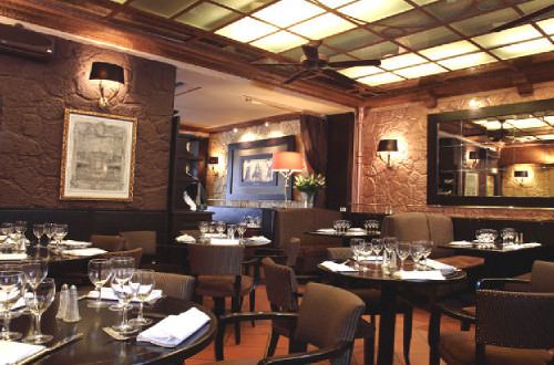 La Saint Valentin au restaurant le mouton blanc 75016 Paris