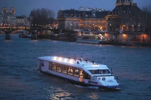 dîners croisières avec Paris Seine
