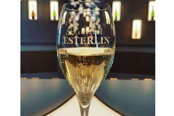 Champagne rosé pour la Fête des Mères