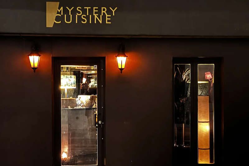 Restaurant Mystery Cuisine